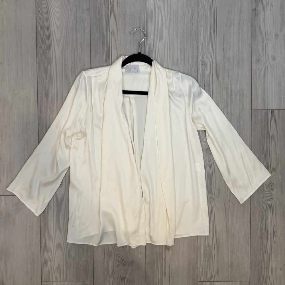 Piece Of White Women's‎ Size 34 Ivory 100% Silk Open Front Cardigan